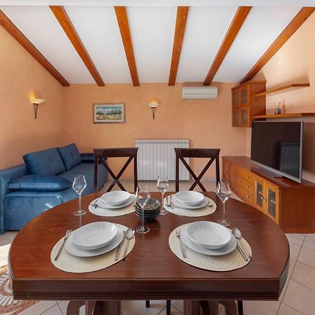 Apartma Koper Pobegi Buitenkant foto