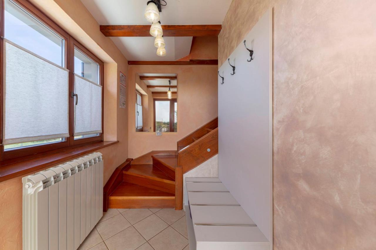 Apartma Koper Pobegi Buitenkant foto